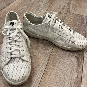 Nike Women’s Sneakers